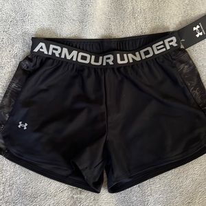 NWT Under Armour shorts